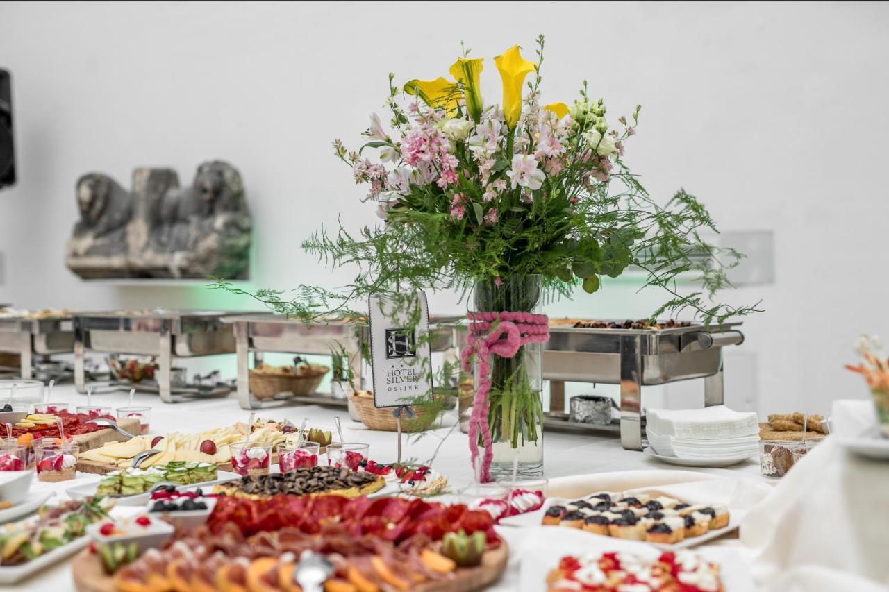 Hotel Silver Осиек Екстериор снимка